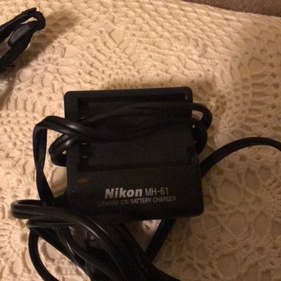 Nikon camera - Picture 6 of 7